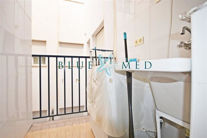 Image No.9-3 Bed Flat for sale