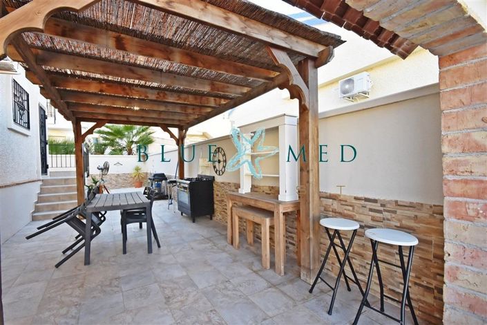 Image No.29-3 Bed Villa for sale