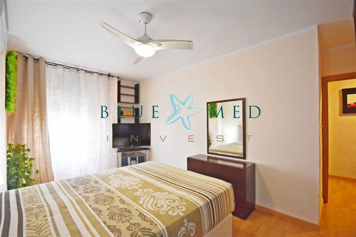 Image No.11-3 Bed Flat for sale