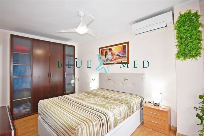 Image No.12-3 Bed Flat for sale