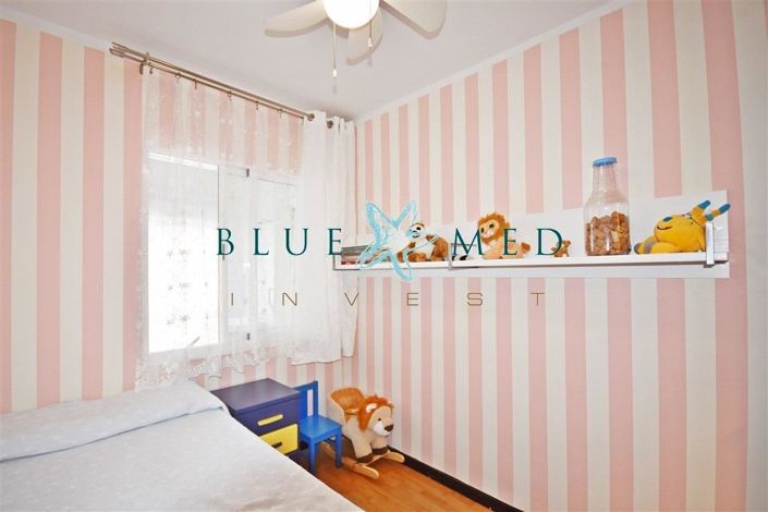 Image No.19-3 Bed Flat for sale