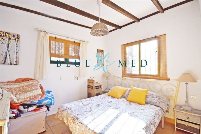 Image No.13-2 Bed Country House for sale