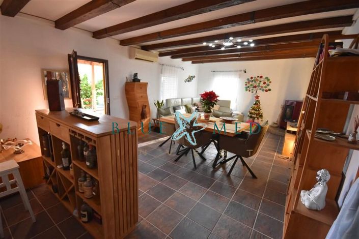 Image No.27-2 Bed Country House for sale