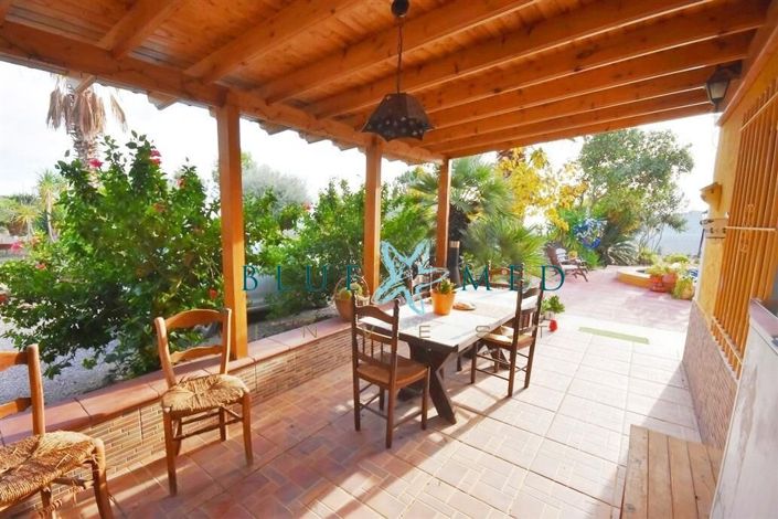 Image No.40-2 Bed Country House for sale