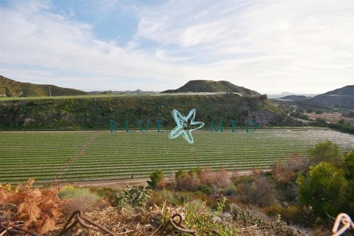 Image No.47-2 Bed Country House for sale