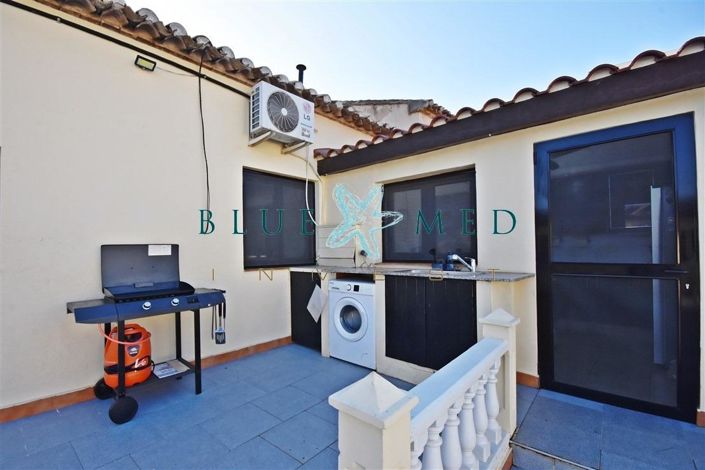 Image No.24-6 Bed Country House for sale