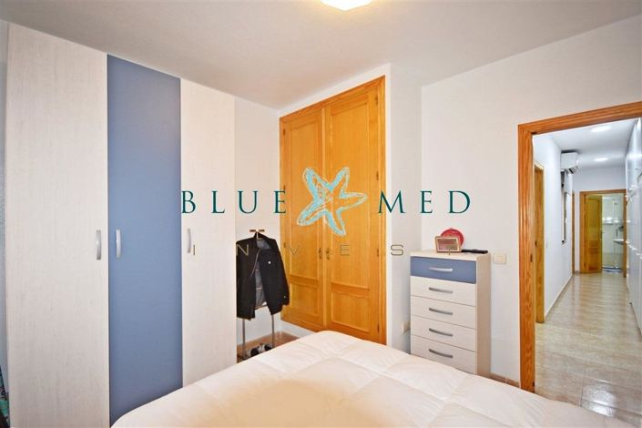 Image No.12-3 Bed Flat for sale