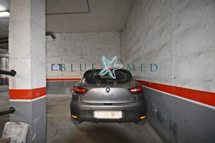 Image No.22-3 Bed Flat for sale