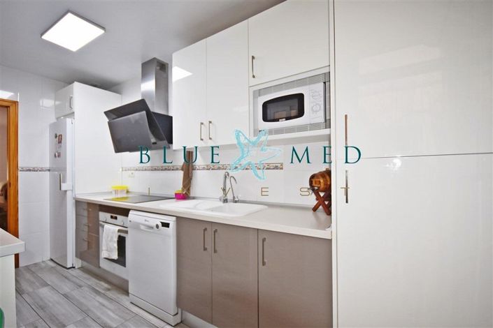 Image No.7-3 Bed Flat for sale