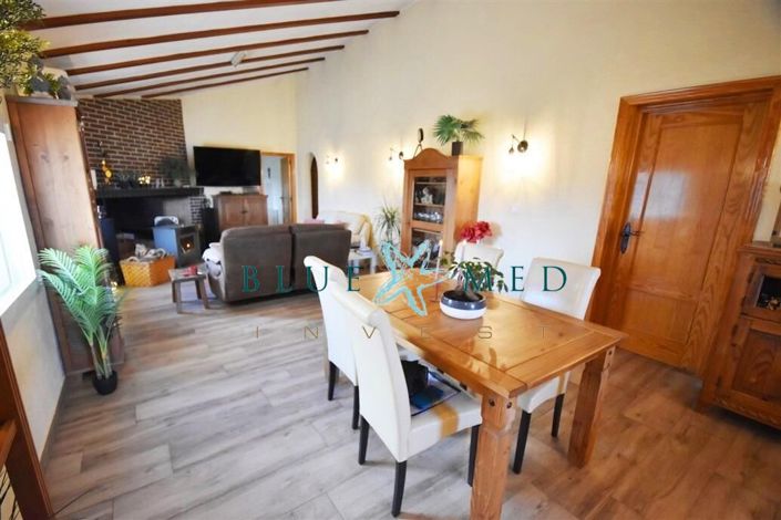 Image No.16-4 Bed Country House for sale