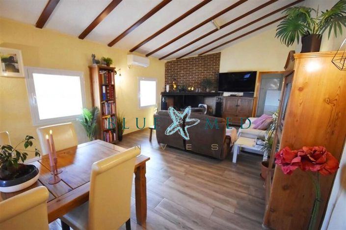 Image No.17-4 Bed Country House for sale