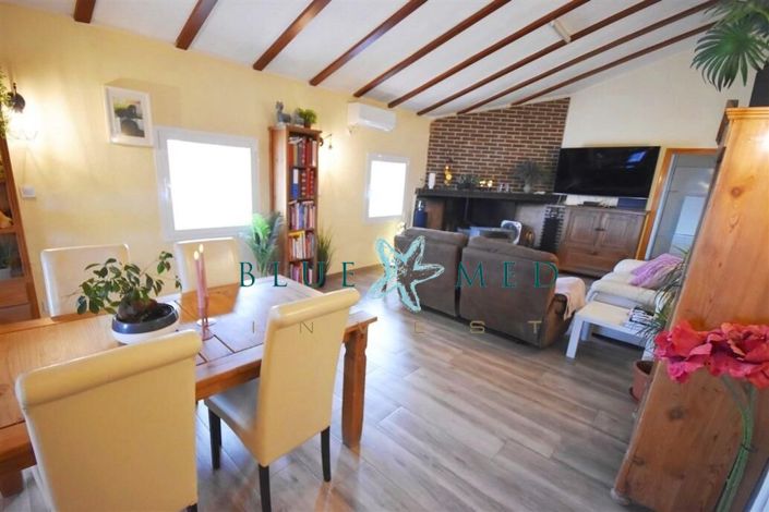 Image No.23-4 Bed Country House for sale