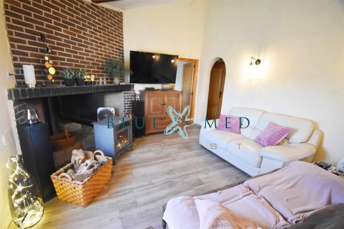 Image No.27-4 Bed Country House for sale