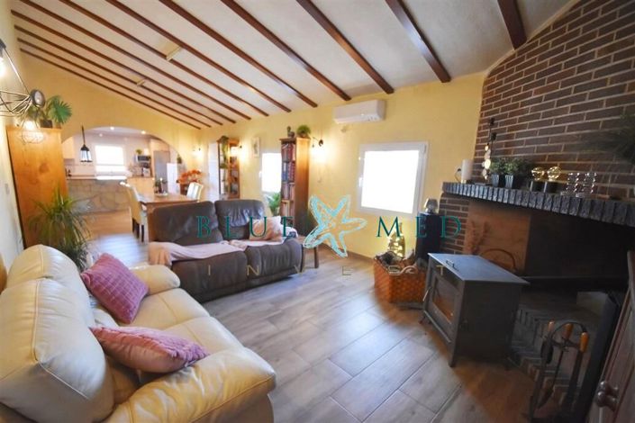 Image No.29-4 Bed Country House for sale