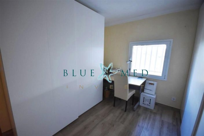 Image No.32-4 Bed Country House for sale