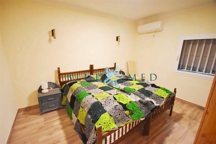 Image No.36-4 Bed Country House for sale