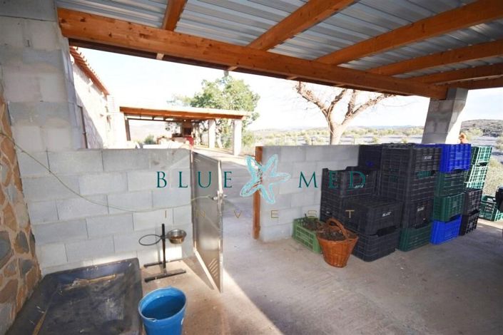 Image No.41-4 Bed Country House for sale