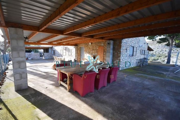 Image No.50-4 Bed Country House for sale