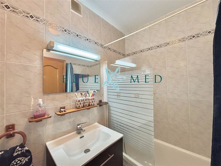 Image No.29-4 Bed Duplex for sale