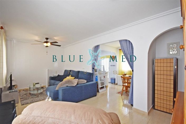 Image No.8-2 Bed House for sale