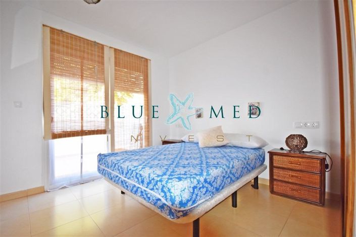 Image No.12-3 Bed Flat for sale