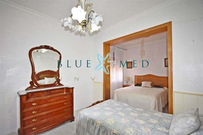 Image No.10-5 Bed House for sale