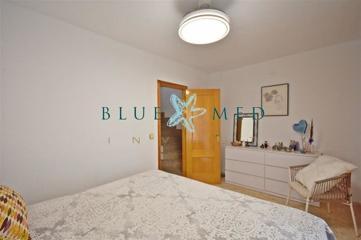 Image No.13-4 Bed Property for sale