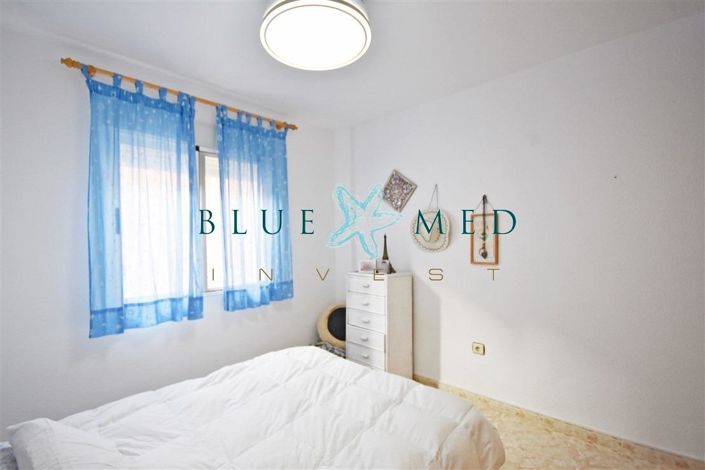 Image No.17-4 Bed Property for sale