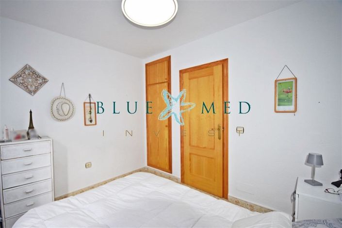 Image No.19-4 Bed Property for sale