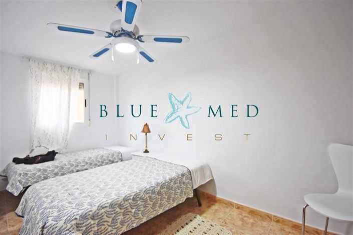 Image No.24-4 Bed Property for sale