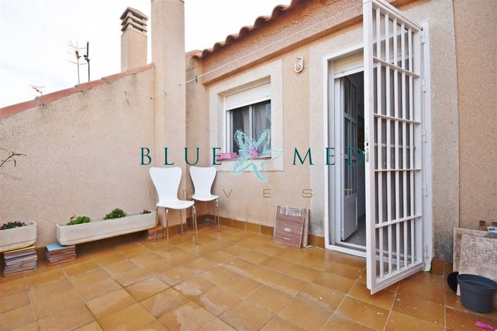 Image No.27-4 Bed Property for sale