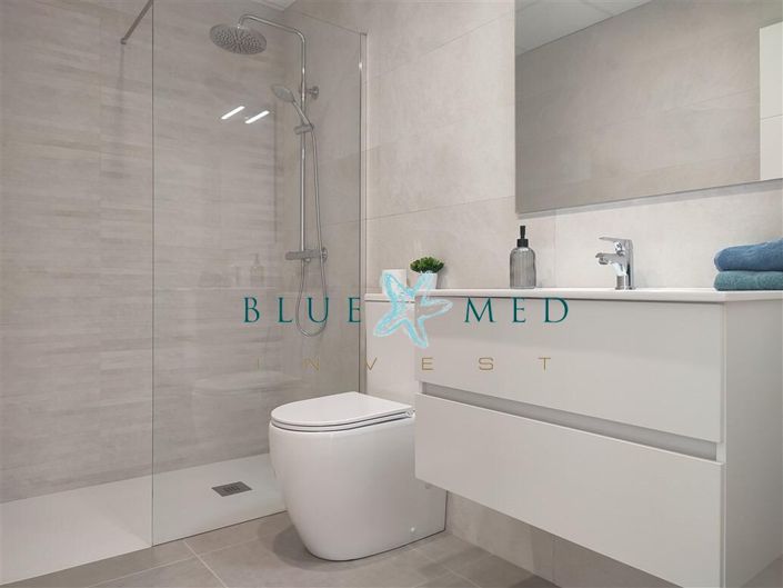 Image No.19-3 Bed Villa for sale