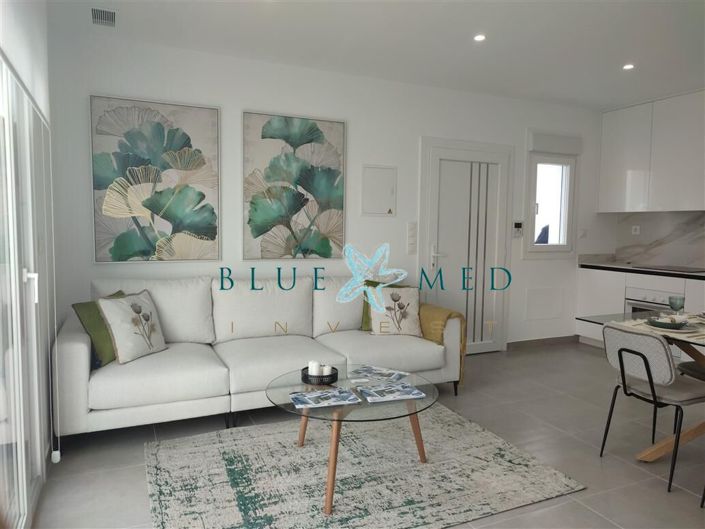 Image No.7-3 Bed Villa for sale