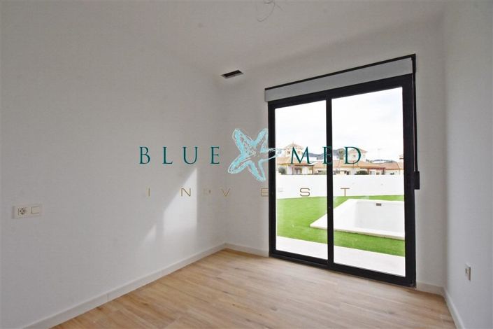 Image No.16-3 Bed Villa for sale