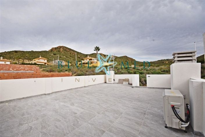 Image No.21-3 Bed Villa for sale