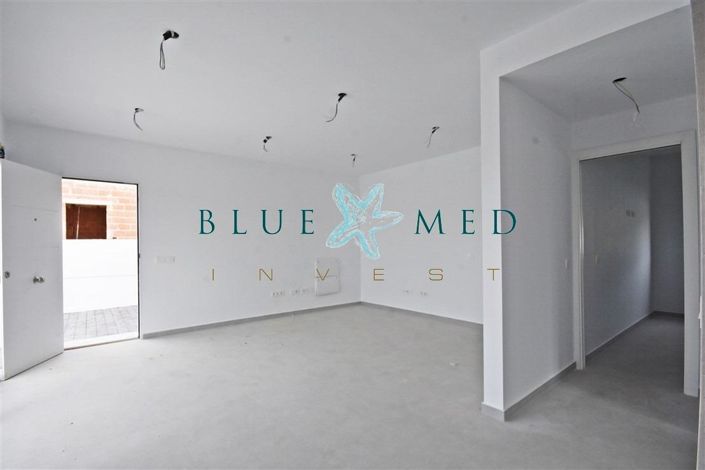 Image No.9-3 Bed Villa for sale