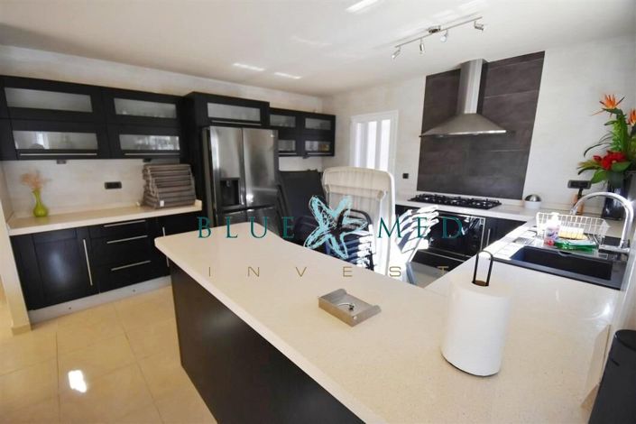 Image No.10-Villa de 4 chambres à vendre à La Azohía