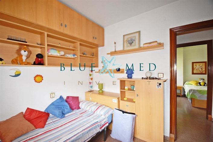 Image No.18-4 Bed Property for sale