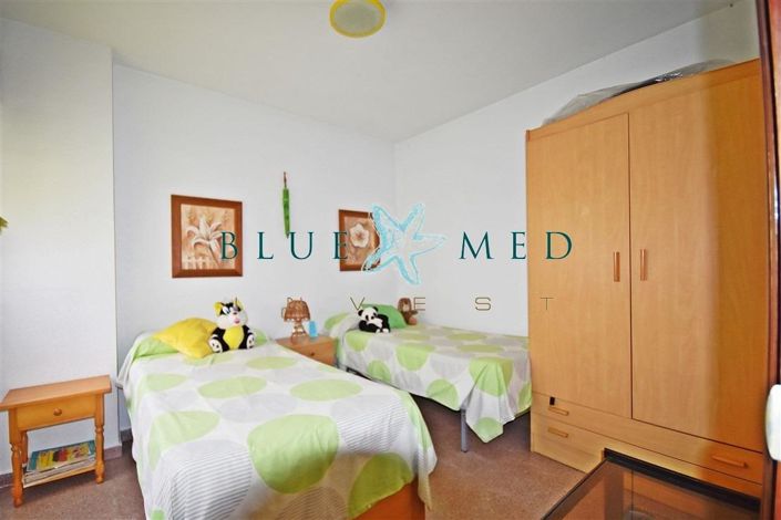 Image No.20-4 Bed Property for sale