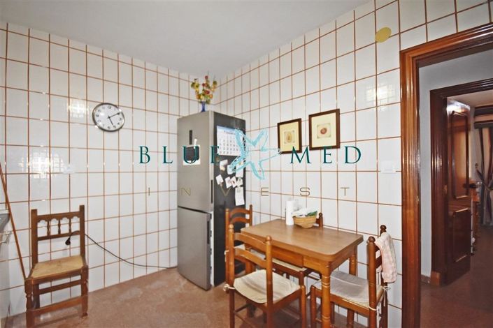 Image No.6-4 Bed Property for sale