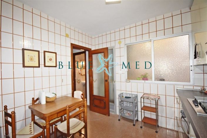 Image No.8-4 Bed Property for sale