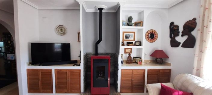 Image No.10-2 Bed House for sale