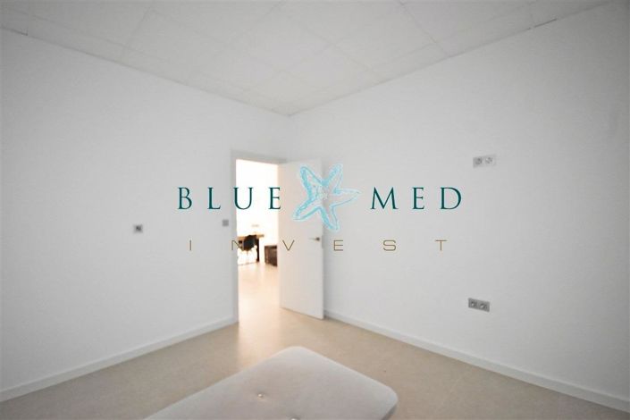 Image No.18-2 Bed Apartment for sale