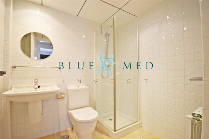 Image No.20-2 Bed Apartment for sale