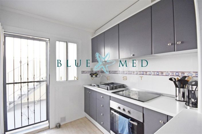 Image No.10-2 Bed House for sale