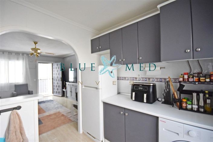 Image No.12-2 Bed House for sale