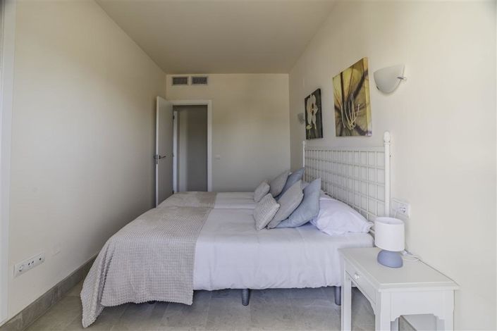 Image No.13-3 Bed Apartment for sale