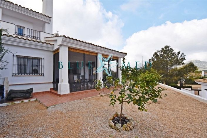 Image No.2-3 Bed Villa for sale