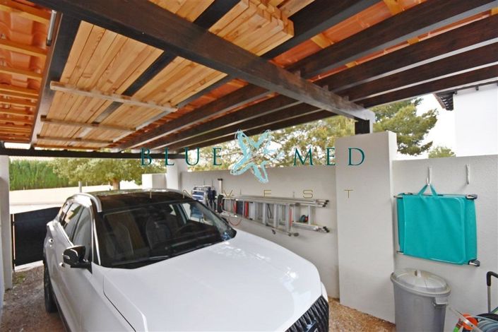 Image No.28-3 Bed Villa for sale