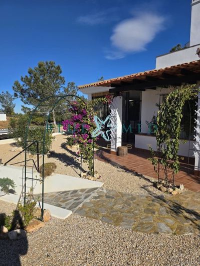 Image No.35-3 Bed Villa for sale